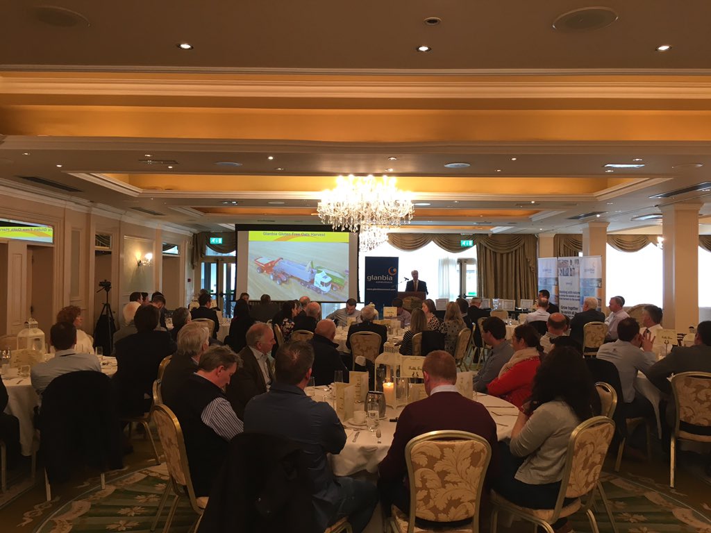 robokeeffekk's tweet photo. Congrats to the 10 #glanbia quality grain grower category winners for 2018 and especially to overall Grain Winner 🏆 Richard Thompson-Moore from Tipperary! Thanks to guest speaker #andydoyle @farmersjournal 🌾#Tillage #QualityGrain #Harvest2018 #glanbiatillageprogram https://t.co/fJKrbMrgB3