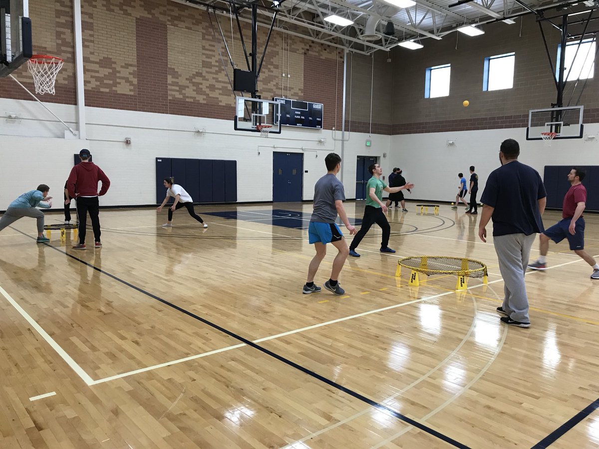 DrJnnMcM's tweet photo. @UNCSportPed #SES240 showing off their skills and tactical prowess in our @Spikeball unit! Teaching through the Tactical Games Approach Ss are learning offensive and defensive strategies in this boundary-less game! #PhysEd #PETE @UNC_Colorado https://t.co/FBarhfJV5X
