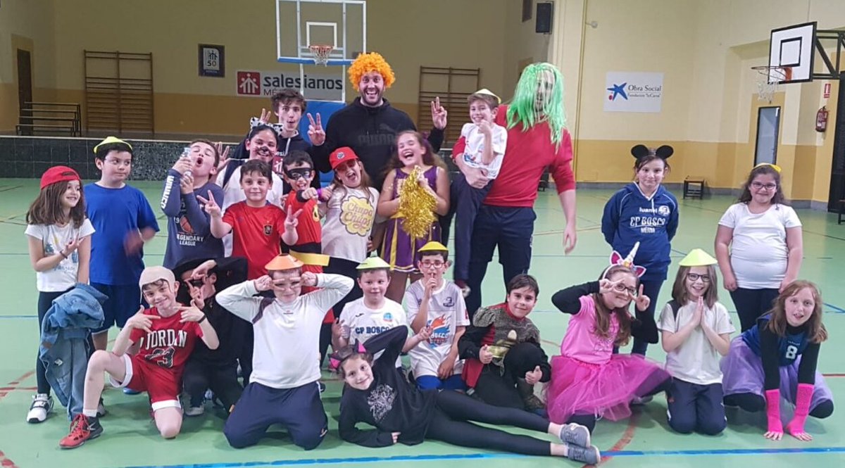 CPBoscoMerida's tweet photo. #MBasket BENJAMIN @CPBoscoMerida.
Carnaval y baloncesto.
@SalesianoMerida https://t.co/n7AwgWYxaH