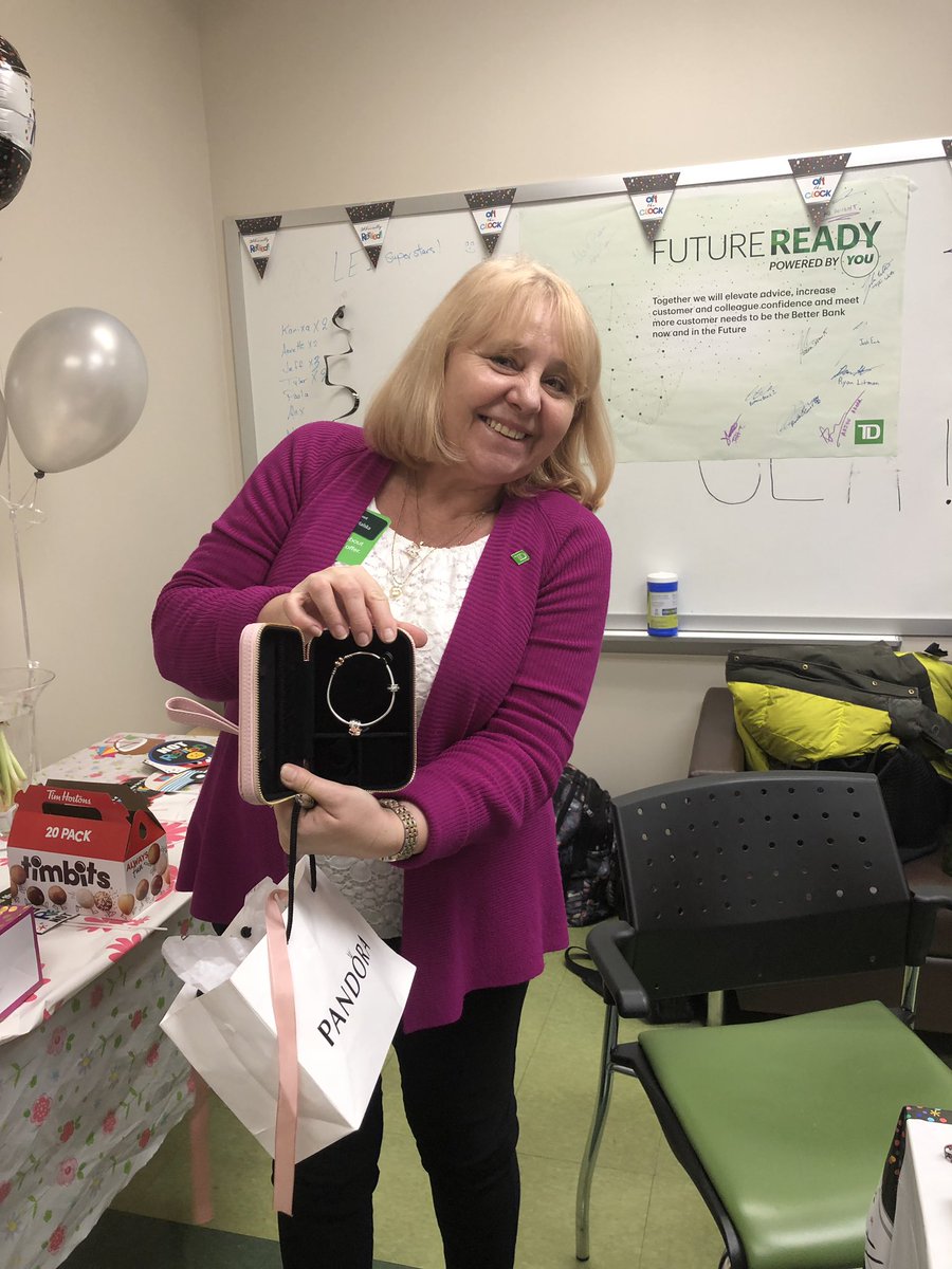 jackline_TD's tweet photo. Happy retirement Ewa! You will be missed @Nathalie_TD https://t.co/5K5ChwxcuN