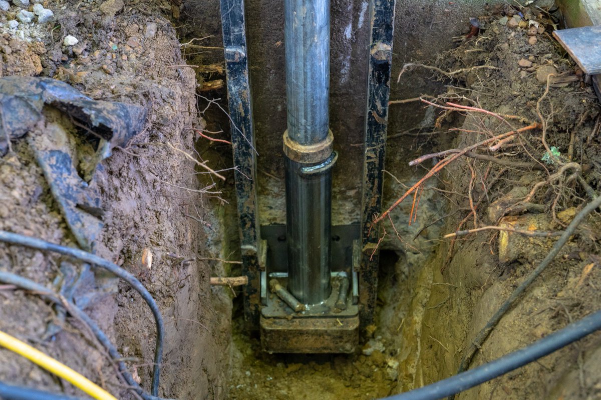 USSLTDINC's tweet photo. #Foundationissues aren't always a one-size-fits-all solution. We offer a variety of #piering solutions to fix your home's unique situation! #foundationpiers #foundationsolutions https://t.co/RL5VaocHOx