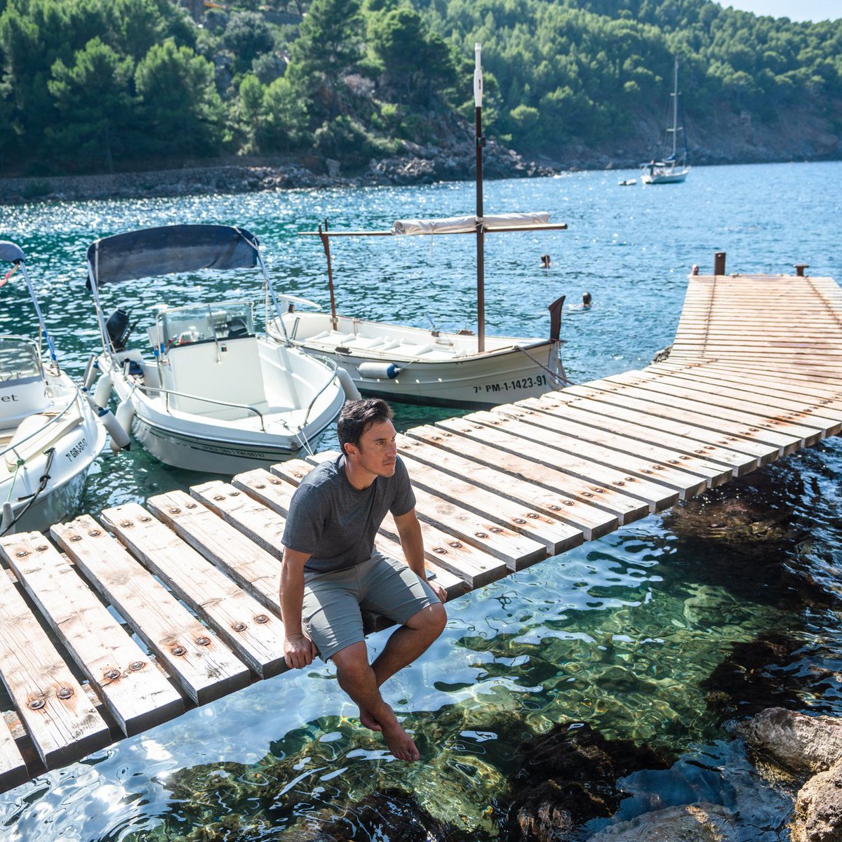 prAna's tweet image. You asked what #podcasts #prAnaAmbassador @chrisburkard has on deck for those long days of travel. Here&apos;s what he had to say: @richroll, @ArmchairExpPod, Conan O&apos;Brien Needs a Friend (@TeamCoco), &amp;amp; The @joerogan Experience. Now we want to hear yours, reply &amp;amp; tag &apos;em! #podcasthelp