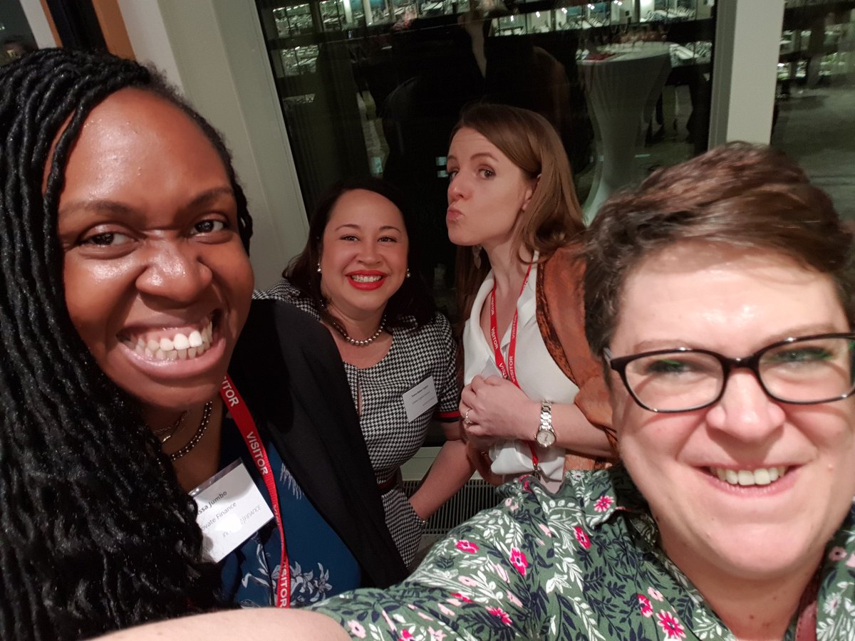 LizLum's tweet photo. I only do selfies w #Top35 at @InnFin #WIFPowerlist ;-) sorta.... https://t.co/0LuCzTbOCZ