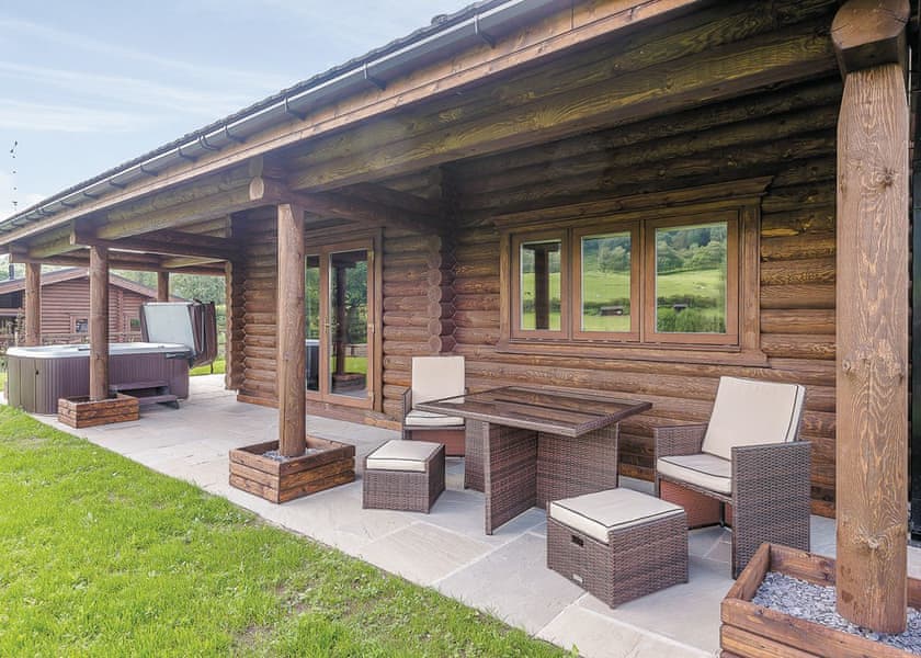 A boutique collection of one and two bedroom lodges in the heart of the Cheshire countryside, Kitty's View Country Lodges are rated 10/10 from real customers like you ow.ly/kBD550m23V0 #childfriendlyescapes #familytravel #staycation #familybreaks