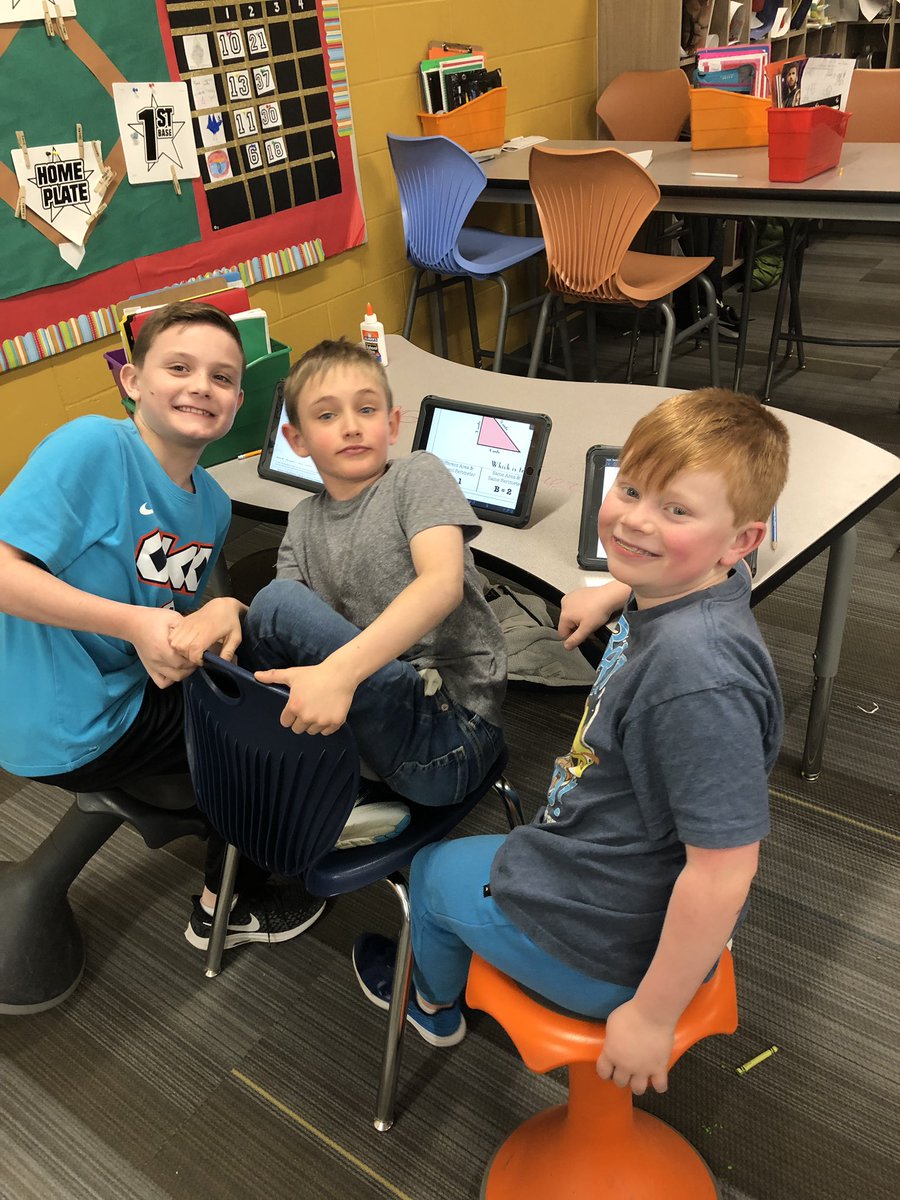 MrsLeftwichSMSD's tweet photo. Students are working to solve a whodunnit to practice geometry skills. @trailwoodsmsd https://t.co/1kBGf2LoSA