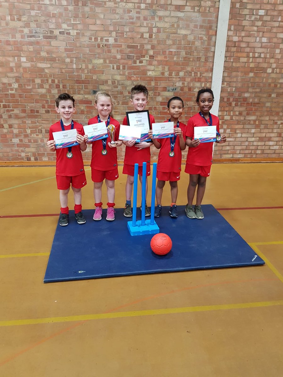 14 Team took to the court on Wednesday to take part in the North Lowestoft Y3 Skittleball event <a href="/OrmistonDenes/">OrmistonDenesAcademy</a>. Thanks to Denes for their brilliant leaders. <a href="/WoodsLoke/">Loke Woods</a> won the Team award, 🥇<a href="/GuntonPrimary/">Gunton Primary</a> 🥈<a href="/BlundestonPri/">Blundeston CEVC Primary School</a> &amp; <a href="/PoplarsPrimary/">PoplarsPrimarySchool</a> won the B Team event <a href="/TeachsportEA/">Teachsport East Anglia</a>