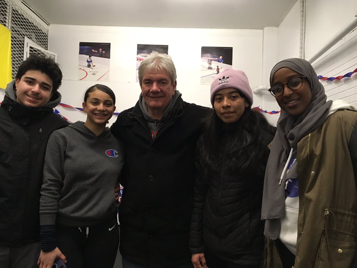 HockeyinHarlem's tweet photo. #TBT to early Feb. #reunion for past &amp; present #Harlem players who’ve earned scholarships to @SLHockeyCamp in Alberta 🇨🇦, on Graham &amp; Karen’s 1st-ever visit to NYC. Props to Ruth &amp; Autumn for teaching them how to ride subway! #HockeyFamily https://t.co/jRxYfQL3Kl
