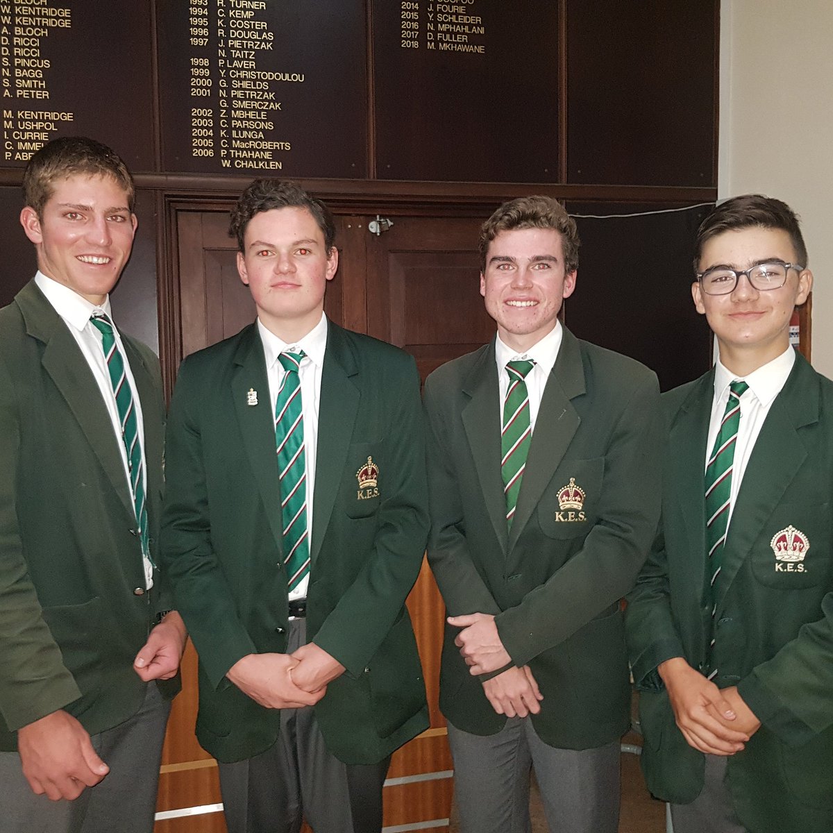 LisaSlooten's tweet photo. 'Make Memes not War'!♥️
Great topic, awesome team &amp; a deserved 'A' result👏🏻
Well done Tim, Nicholas, Caleb &amp; Dylan💪🏼
#publicspeaking #giftofthegab #ATeam #grade11s #redtalent https://t.co/LrfRaINQ8l
