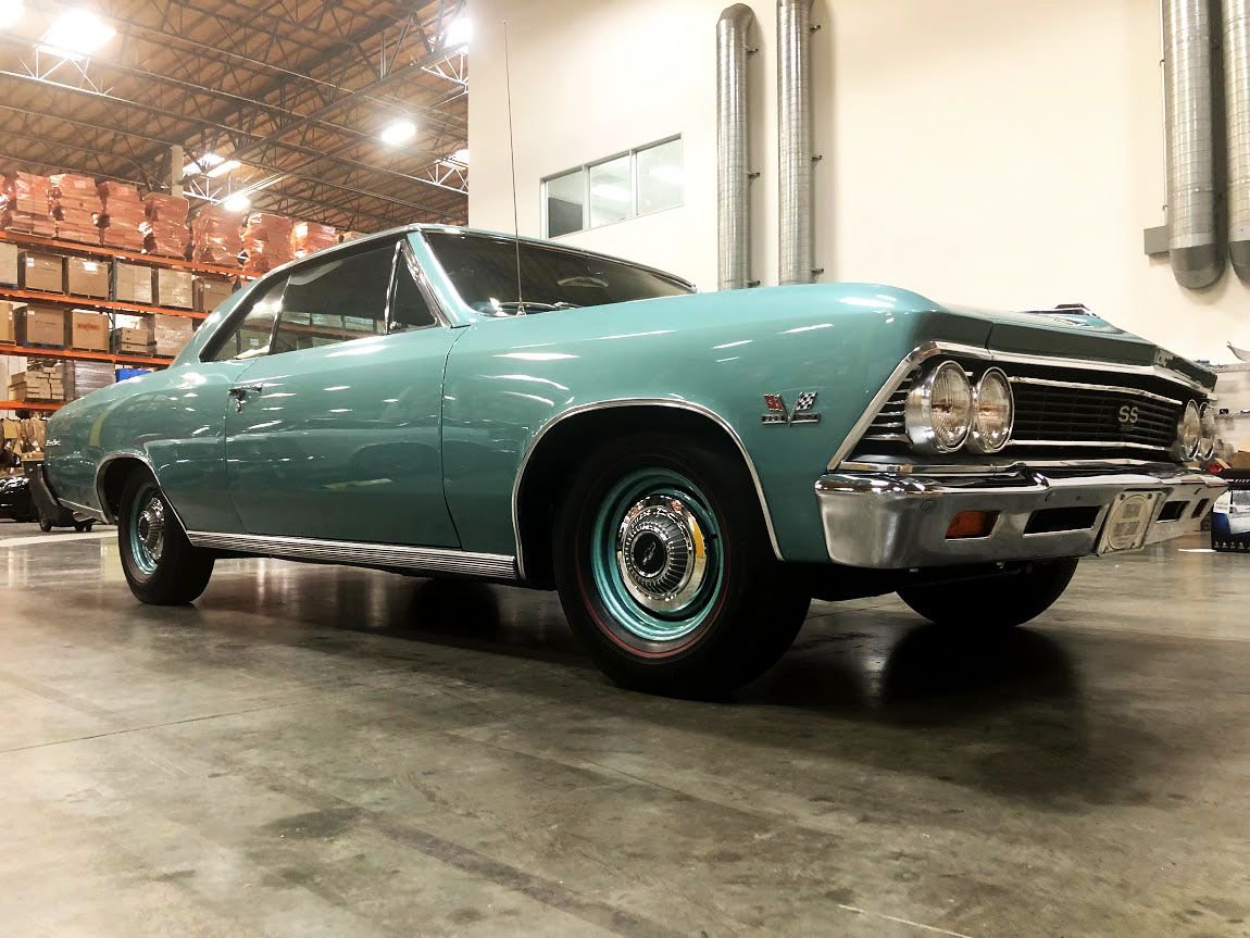 OriginalParts's tweet photo. This or that? Which wheels do you prefer on our 1966 Chevelle? Original style rally wheel with a factory dog dish style cap or the 1969-70 Aluminum 17” SS Wheel? Vote below!
#1966Chevelle #ThisOrThat #RallyWheels #SSWheels #OPGI #OriginalPartsGroup https://t.co/Kk9raNhQIL