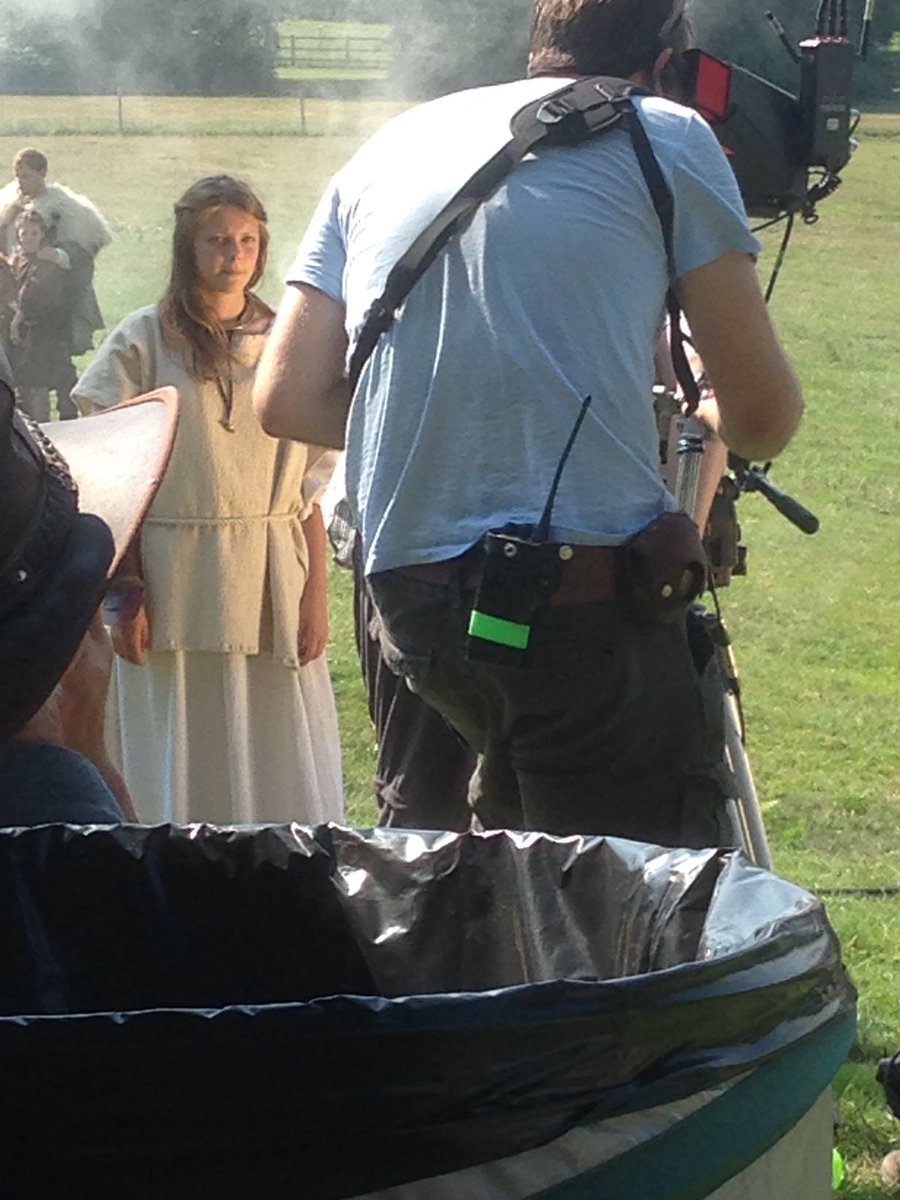 tegandmusicx's tweet photo. #TBThursdayto when I filmed the magpie scene for  @Detectorists had an amazing time on set being directed by the fantastic #mackenzie crook #actress#teenactor  #Detectorists #comedy #amazing #loveacting #wanttodoitagain https://t.co/gNaBqI3h3f