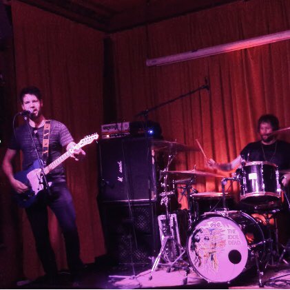 BreakingWaves01's tweet photo. We are back at @gulliversnq this Monday the 4th of March with @novioletuk &amp; #Theearlymornings
Looking forward to bringing the funky rock &amp; roll vibes back to Manchester🎶

#Twopiecerock #GulliversManchester #duallistdrums #drums #Rockduo #rockandroll #manchesterbands  #newmusic https://t.co/62p7VSkfnF