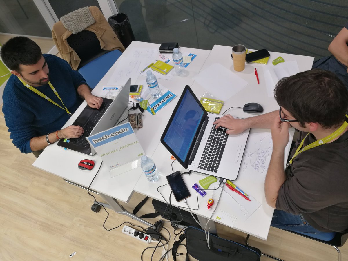 Nastia_23's tweet image. Recta final @DscManuel @cgr71ii #HashCode2019 #HashCodeateveris @GoogleES
