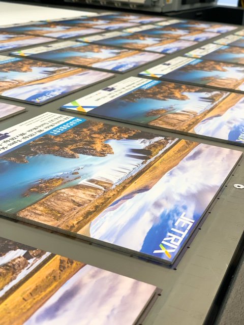 JetrixUK's tweet image. Well it has certainly been a day in the demo suite with the samples we are creating for the JETRIX sample box. Here is the first of four! #JETRIX #InkTec #samples #largeformatprinting #largeformat #wideformatprinting #LEDprinter #LEDprinting #LEDUV #printonprint
