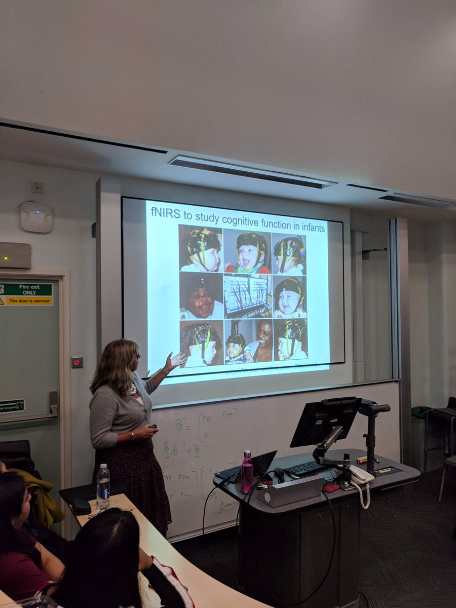 UclSkip's tweet photo. Thank you to everyone who came along to our New Perspectives on Global Health event this evening, and a massive thanks to our fantastic speakers for giving us their time and sharing their experiences. We hope you all enjoyed it!!! ❤️💙💚 https://t.co/bUWjbAeMWA