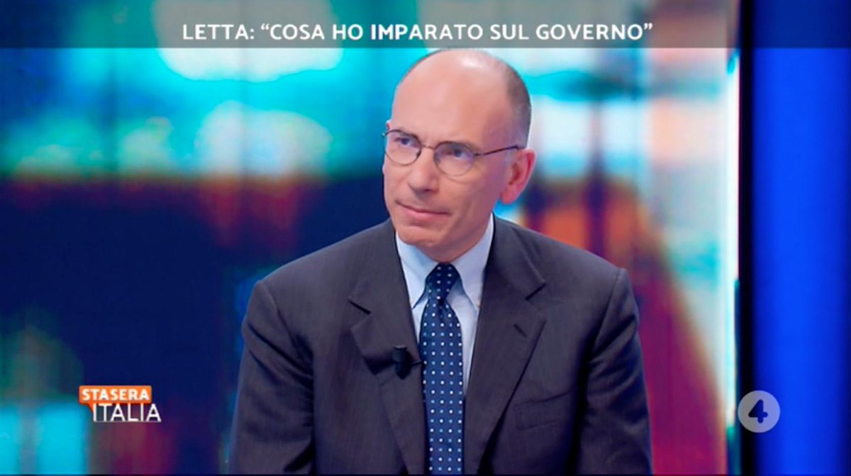 4disera's tweet photo. "Ci sarebbe bisogno di tanti gilet arancioni, cioè di tante opere pubbliche: il nostro Paese è disastrato dal punto di vista delle infrastrutture. Già questi investimenti farebbero ripartire l’economia" @EnricoLetta 

#StaseraItalia https://t.co/Z9FewRfBZ7