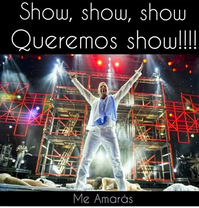 ednita_martin's tweet photo. Se te extraña @ricky_martin https://t.co/mAAE6ataA0
