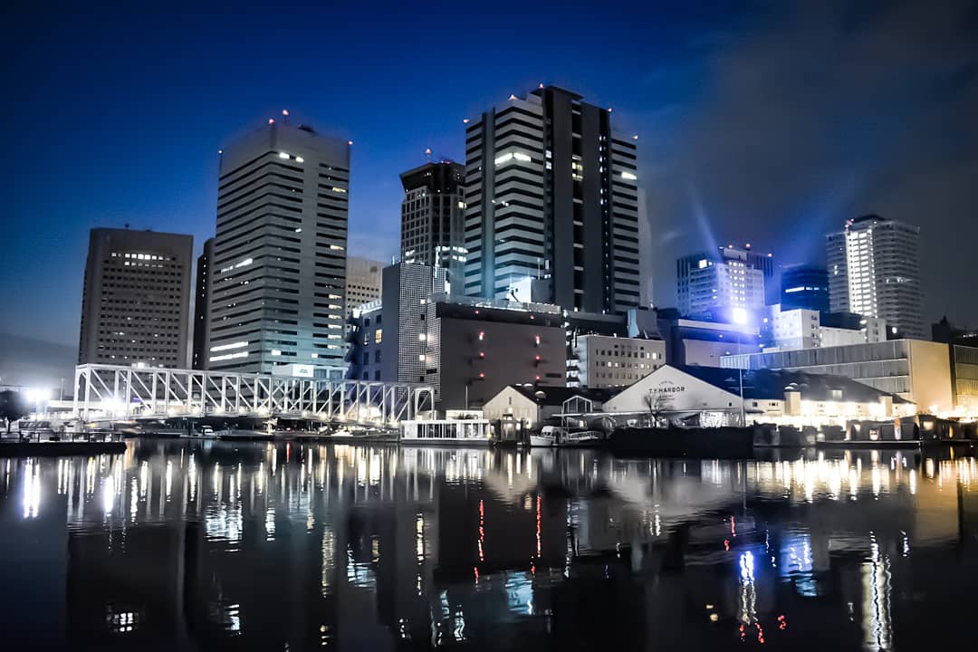 Asahi 天王洲アイル ３カラーズ夜景 ホワイトバランス調整 ノーマル ブルーゴールド カコソラ昨年年末 天王洲アイル 天王洲ふれあい橋 港区 品川区 夜景 カコソラ 東京カメラ部 写真好きな人と繋がりたい ファインダー越しの私の世界 T