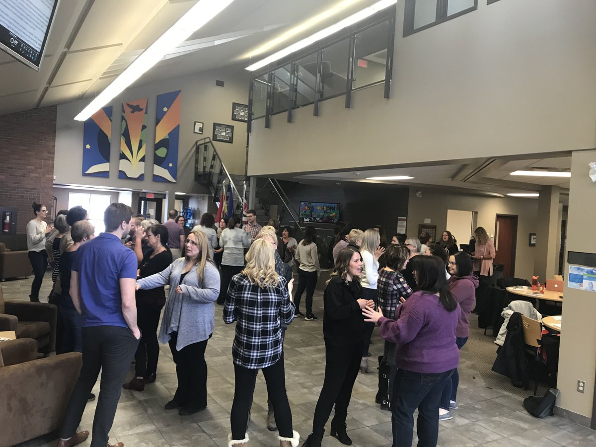 prairiespiritsd's tweet image. The Division Office has been buzzing with conversations today. Our Special Education Resource Teachers (SERTs) are meeting together to talk about their work and make plans for their students. #collaborate #engagement #alllearners #mpscpssd