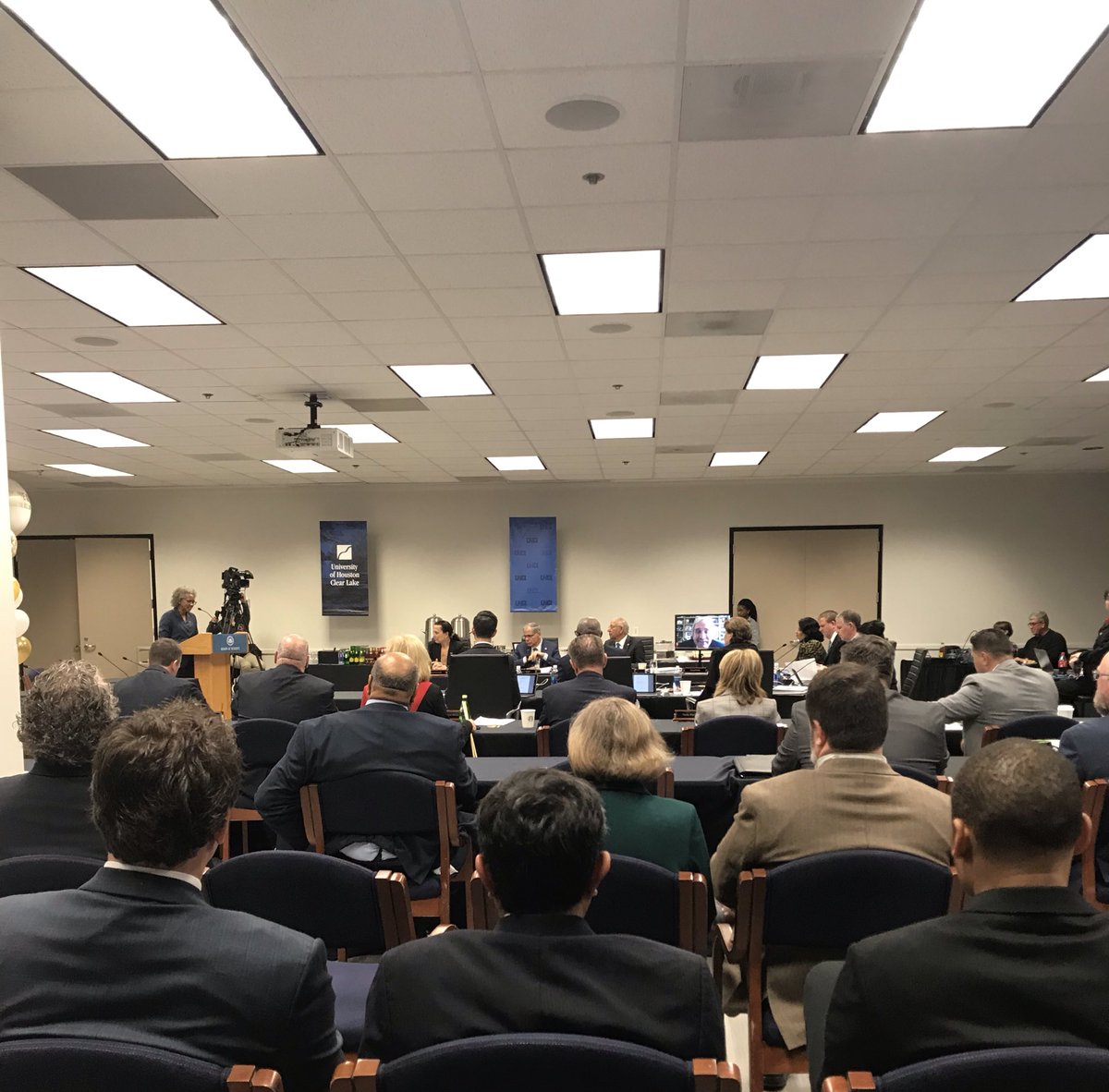 AVPDOSiliana's tweet photo. Enjoyed my first #UHSystem Board of Regents Meeting! It’s a pleasure and honor to have them on our @UHClearLake campus today and learn about all of the wonderful achievements of our system colleagues! #UHCL #UH #UHD #UHV https://t.co/dIfHFpf8Pa