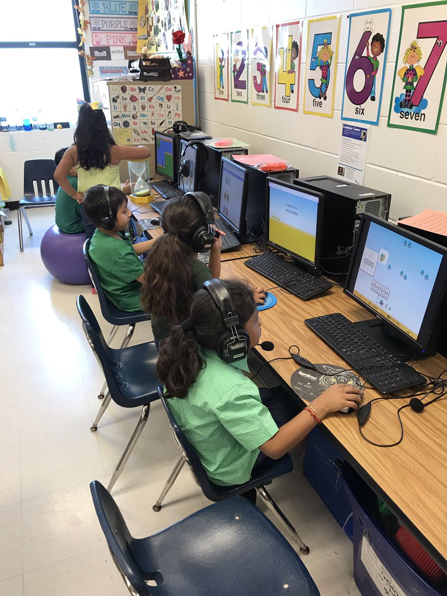acarrilloderry's tweet photo. Technology rocks@derrycares @officialDLDay#DLDay https://t.co/CBmbOznQXE