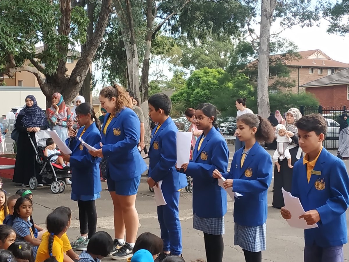 LakembaPS's tweet photo. Student Leadership Induction @LakembaPS. Leaders don't tell people what to do they show them with their wh
words, actions and example. https://t.co/dNMKk3SW5Z