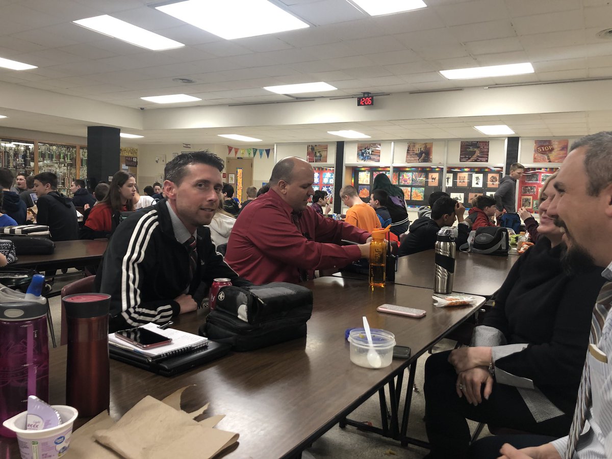 KellyAnnMoran's tweet photo. Culture matters.
Communication matters.
Connecting with kids matters.
Love getting the admin team together in our KIDS’ environment. Always learn so much when we get to connect with our most valued asset. #WeAreCharson #visibleleadership #kidconnection @ChardonSchools https://t.co/Jwqkdo7XC0
