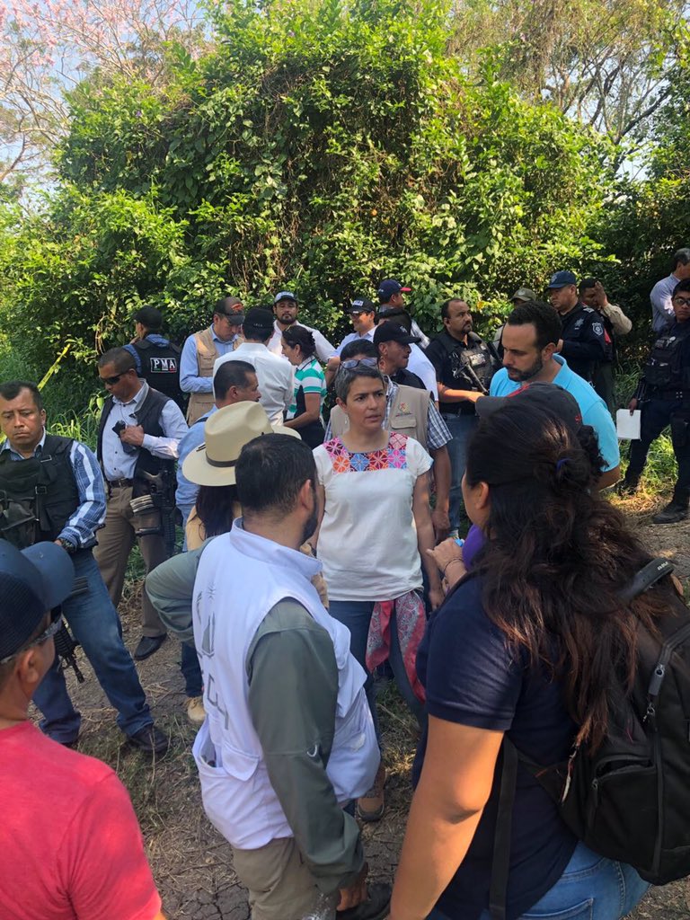 kiquinta's tweet photo. Sayula de Alemán, Veracruz. Diligencia de búsqueda. Presentes: familias, #ComisiónNacionaldeBúsqueda #ComisióndeBúsquedadeVeracruz @FGE_Veracruz @PoliciaFedMx @CNDH https://t.co/2soo9vgCqi