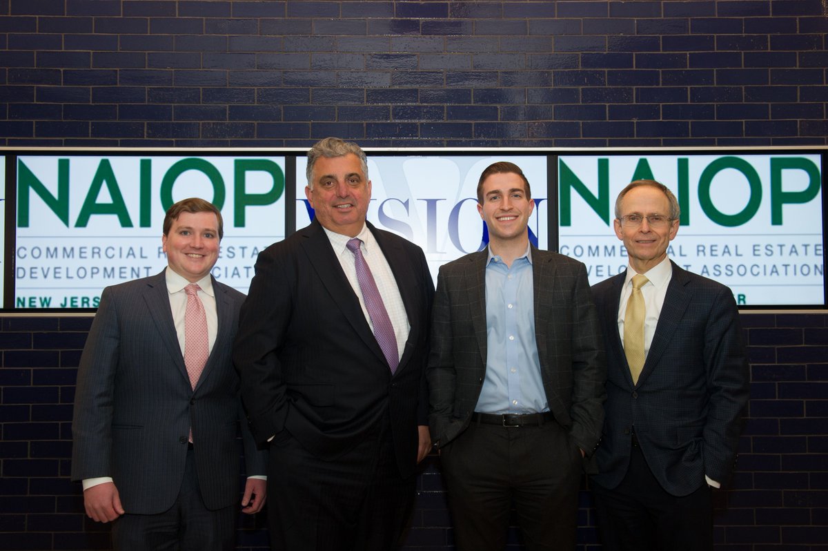 Vision Real Estate tweet media