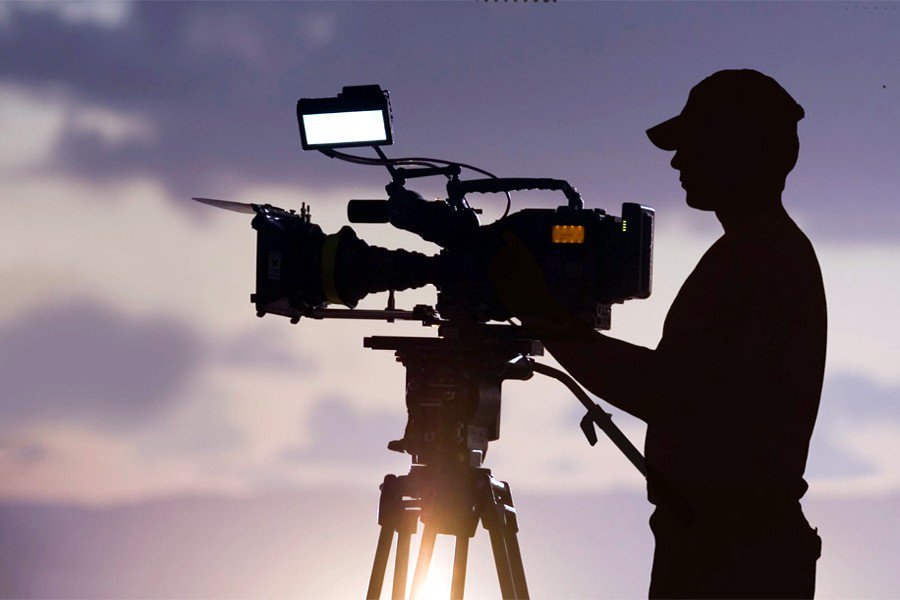 TempleProd's tweet image. Great ways you can invest in movies! 
We are looking for movie investors who want to invest in a film! 

Get in touch with us: 
📧 Peterd@templeproductions.co
📞 (61) 447 477 894

#movies #films #actor #actress #filmmaking #video #tv #fashion #director #filmmaker #actors #artist