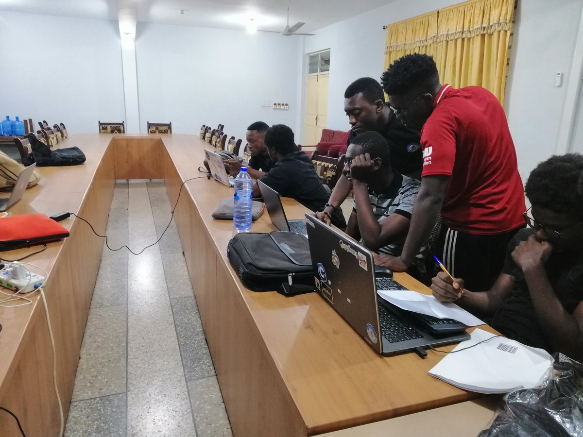 davidasem_'s tweet image. My DSC members cracking it out at #hashcode2019
#DSCKNUST #DSCSSA #DSCGhana
@solomonawosupin @EricaKHanson @Olaiw0la @awintiti @akshay81844 @tanvibhakta_