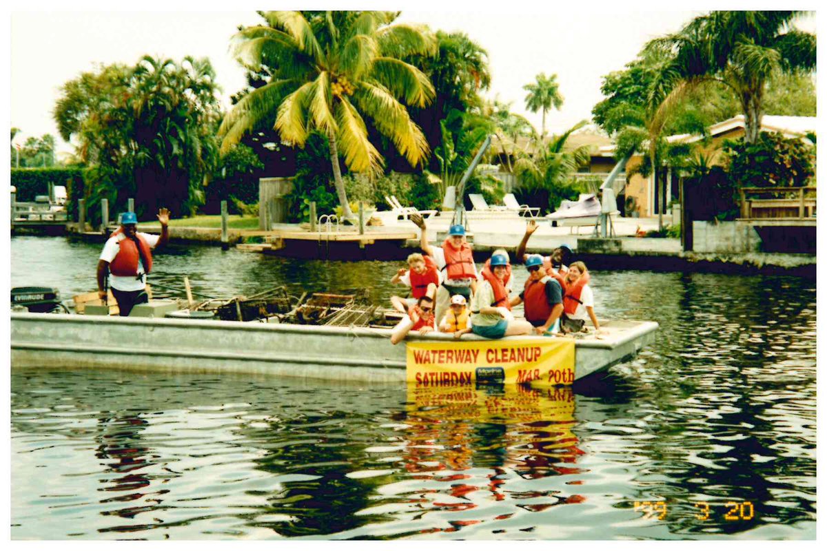 MIASF61's tweet photo. #tbt to the 1999 Broward County Waterway Cleanup! Join over a thousand volunteers this Saturday, March 2nd at one of 38 sites across #BrowardCounty and help #keepourwaterwaysclean! Find a site near you at https://t.co/s4hNTlRlw8. โ๏ธโป๏ธ๐ฎ๐ถ๐ค #wwcu19 #throwbackthursday https://t.co/doSIzSrCyN