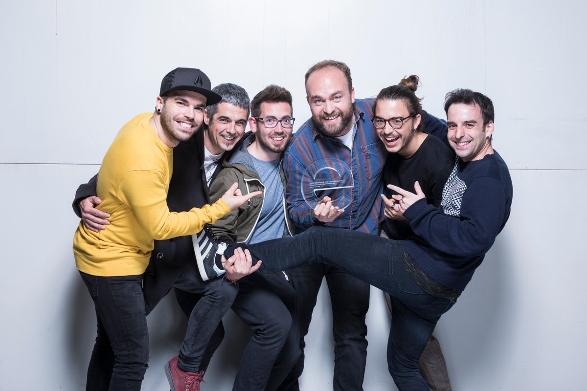 El públic ha decidit que <a href="/doctorprats/">Doctor Prats</a> sigui el grup guanyador del Premi Enderrock 2019 al millor videoclip per «Caminem lluny». #PremisEDR19