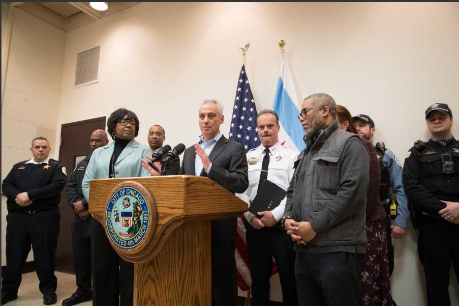ChicagoCAPS03's tweet photo. We are proud to have 10 newly trained police officers join @ChicagoCaps03 to keep the south-side safe. Welcome officers! #BeTheChangeCPD https://t.co/5R8Gworb3G