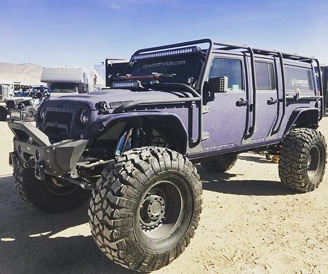 When “regular” D60 axles just won’t cut it - go for #CrawlKing #Portals! When “custom” isn’t custom enough - you know where to go! #StarwoodMotors #StarwoodCustoms #StarwoodPerformance #Jeep #ExtendedJeep #DieselJeep #PortalAxles #RollingOn44s ift.tt/2Ny9YHg