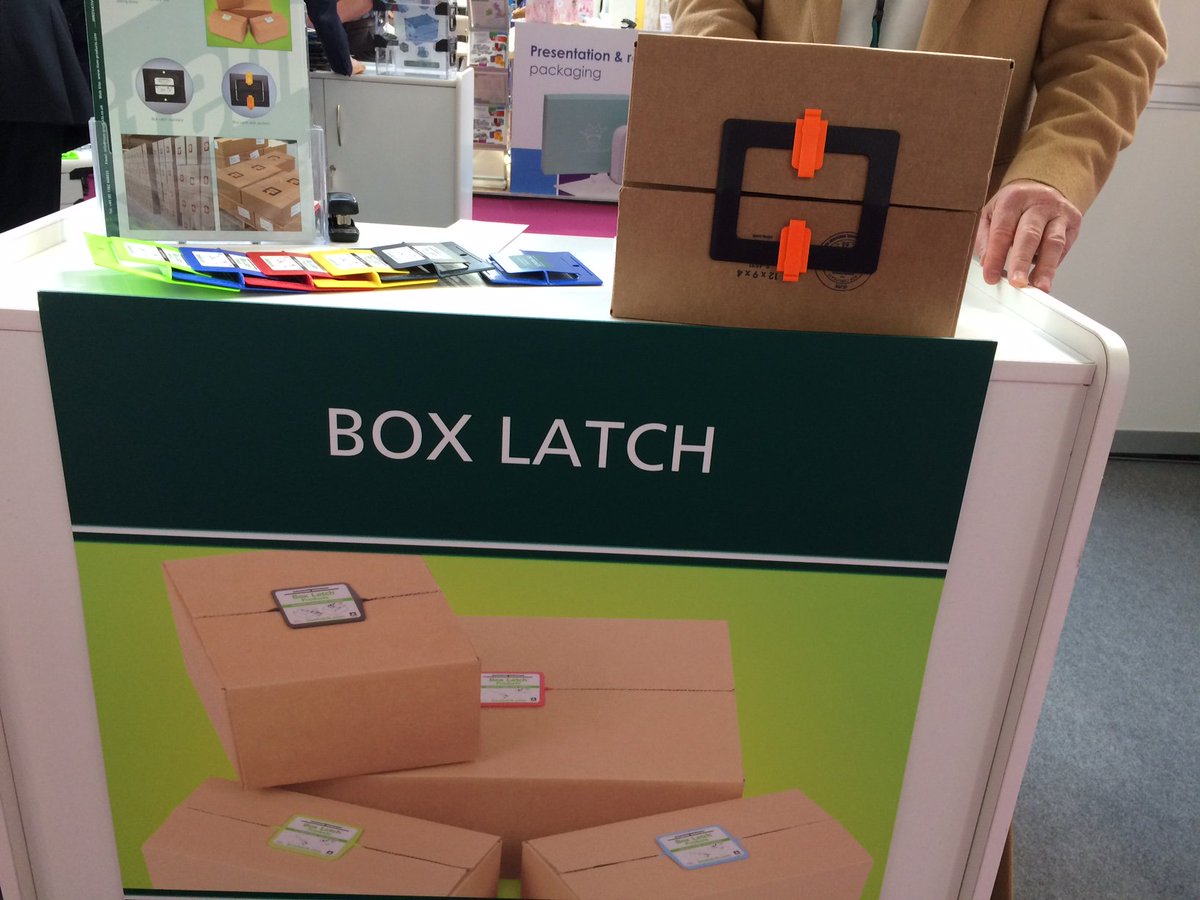 itemproducts's tweet photo. Great day 2 @EasyfairsPACK - Jack from Box Latch doing a fantastic job on the demonstrations! See you at the London show in September! #packaging #components #BoxLatch #PACK2019 https://t.co/ldBOxbZ2ZK