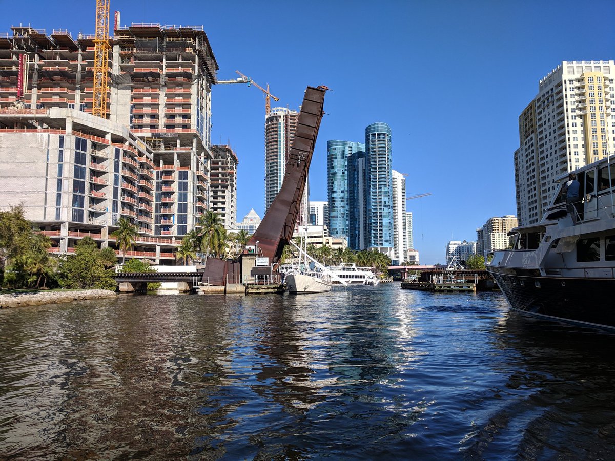 slwelsh's tweet image. Ketch tried to make the RR bridge while it was closing with dramatic results. One transported to hospital