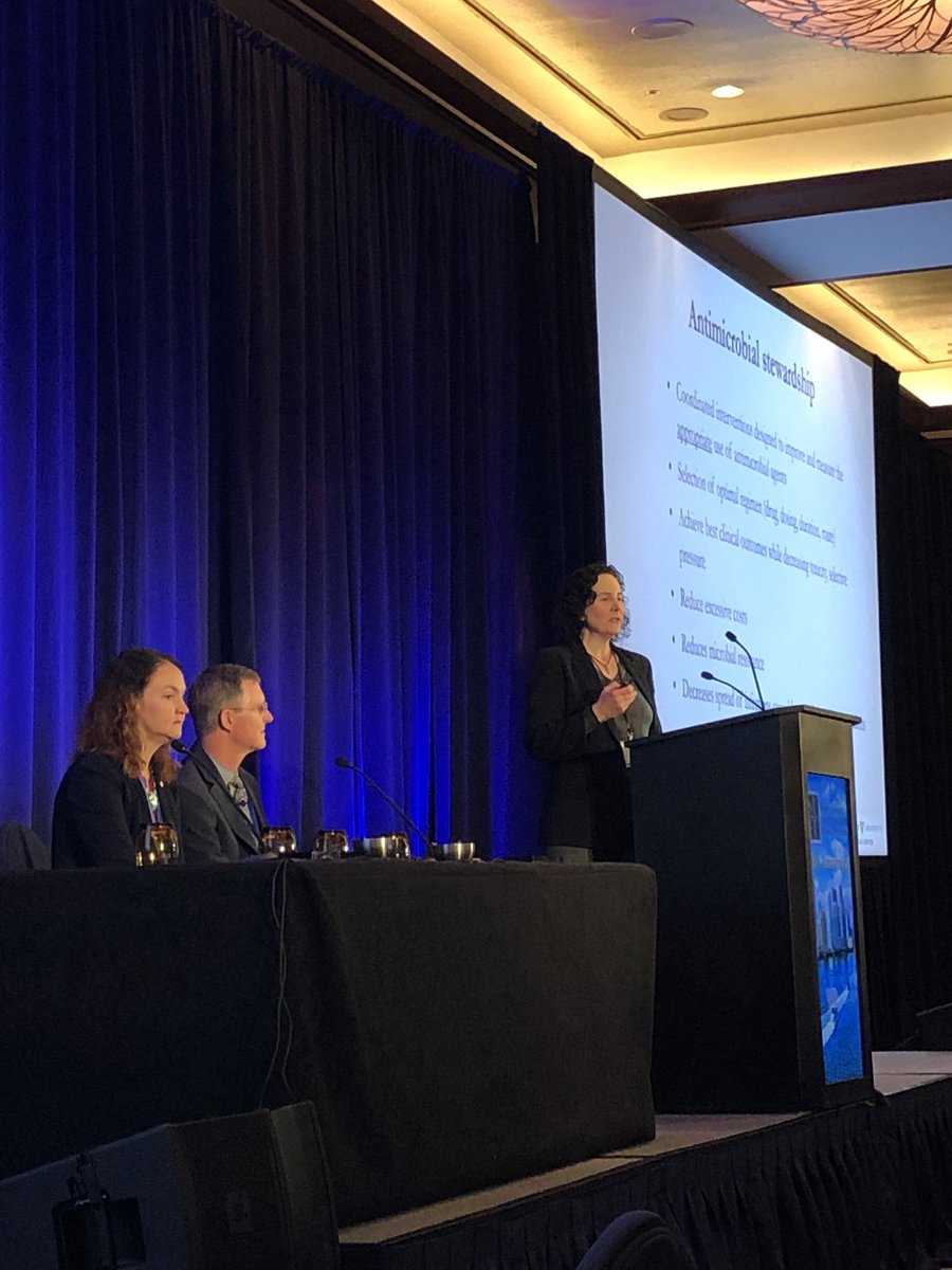 KKseattle's tweet photo. Educational (and entertaining!) point-counterspoint illustrating the critical importance of proper antibiotic stewardship. A few jabs and chuckles, but msg was clear! @AnnePCameron #melissakauffman #kennelly #sufu19 https://t.co/WwO17mqra6