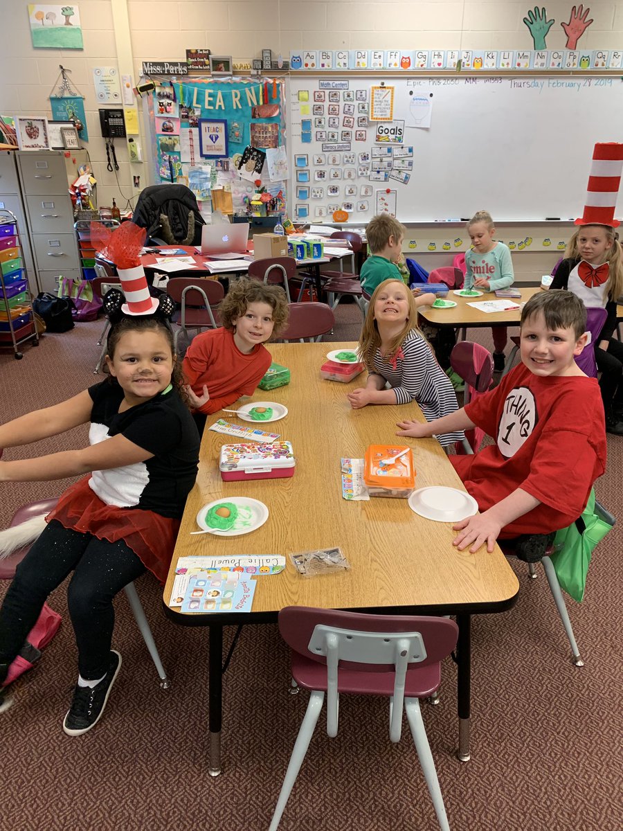 MissParks1st's tweet photo. Favorite Character Day and Green Eggs and Ham snack! #DrSeussWeek @westviewes @MCSCSchools https://t.co/dMtHfDzgoB