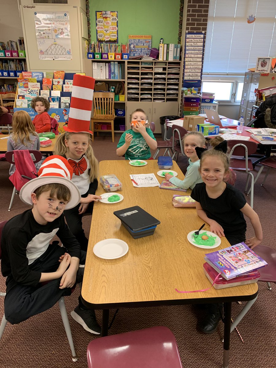 MissParks1st's tweet photo. Favorite Character Day and Green Eggs and Ham snack! #DrSeussWeek @westviewes @MCSCSchools https://t.co/dMtHfDzgoB