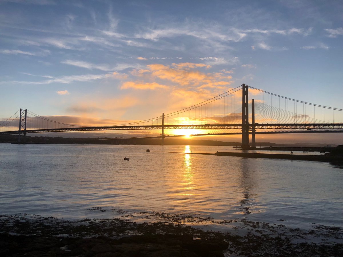 RichardFish4's tweet photo. As the sun goes down on #ICEBridgeMonth thought I’d better tweet something appropriate. ⁦@ICELibrary⁩ ⁦@ICE_engineers⁩ ⁦@ICEScotland⁩ https://t.co/iLpkrevhkF