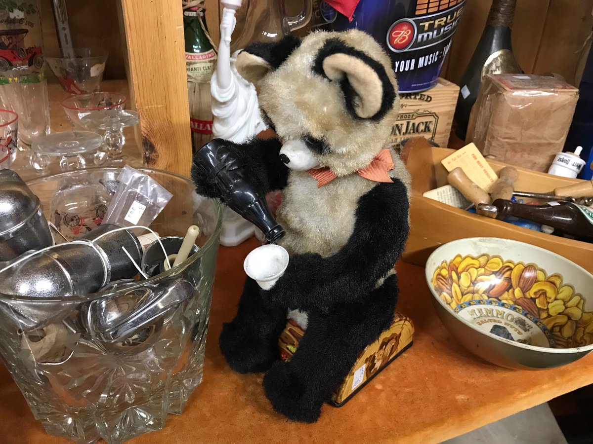 trifet2000's tweet photo. Life must be rough when you see an ol’ bear hitting the bottle this hard. Buck up lil bear. It’ll get better. I promise. https://t.co/VubIRrYJDw