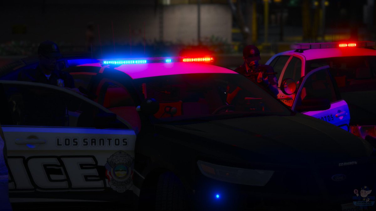 PacificPig's tweet photo. Late Night Felony Stop! #LSPDFR #LSPDFRroleplay #GTA5 #GTAV #GTA5Mods #thinblueline #PoliceCars https://t.co/TJXK8UWLiU