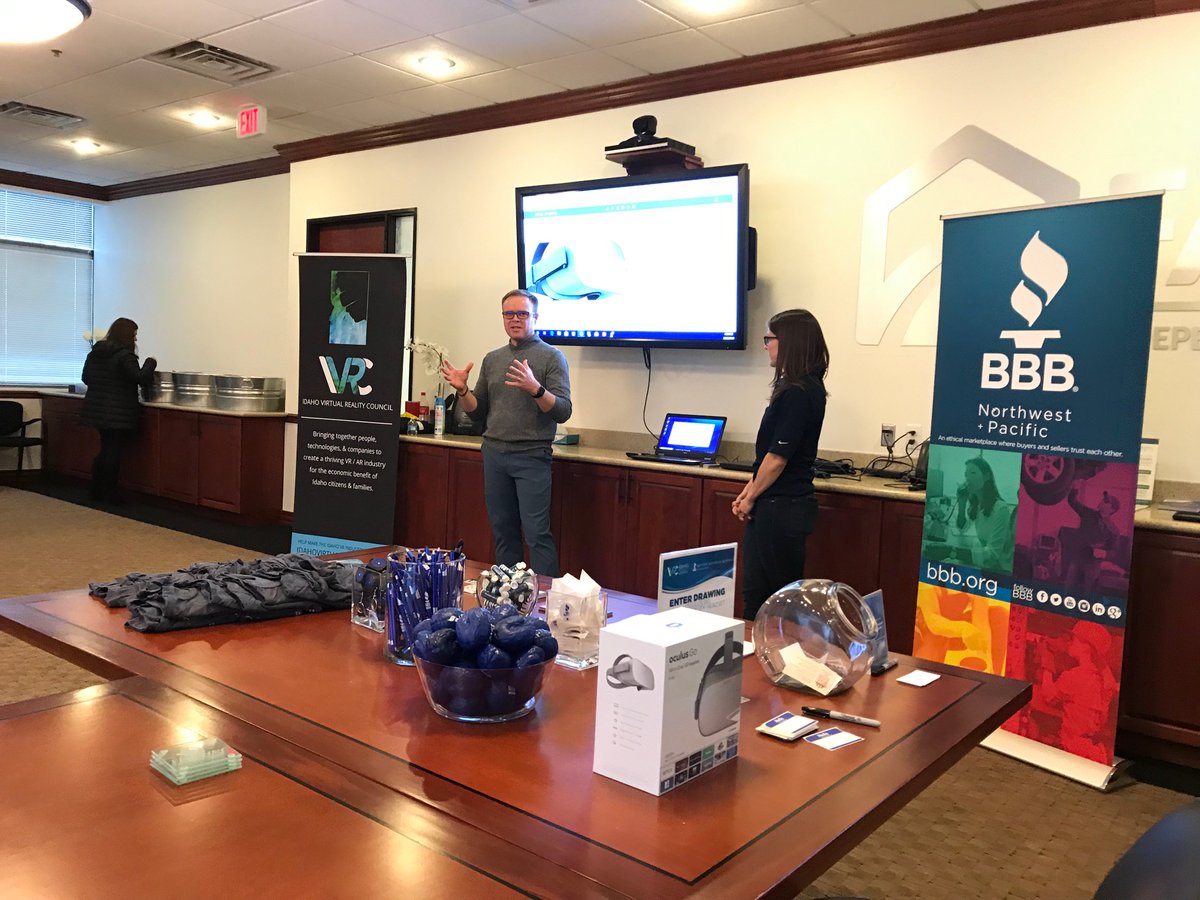 IdahoVRCouncil's tweet photo. The snow couldn't stop us from having an awesome time talking about VR❄️ A huge thank you to Better Business Bureau Northwest Serving Idaho and Western Wyoming for letting us to come and talk to your members. Shoutout to #CSHQA, #DraftechIdaho, and #EpicRealty for presenting!😁 https://t.co/NNDYZ7nFVO
