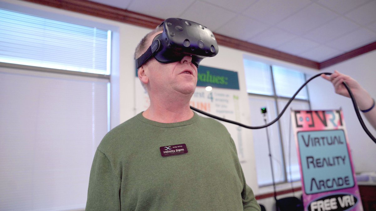 IdahoVRCouncil's tweet photo. The snow couldn't stop us from having an awesome time talking about VR❄️ A huge thank you to Better Business Bureau Northwest Serving Idaho and Western Wyoming for letting us to come and talk to your members. Shoutout to #CSHQA, #DraftechIdaho, and #EpicRealty for presenting!😁 https://t.co/NNDYZ7nFVO
