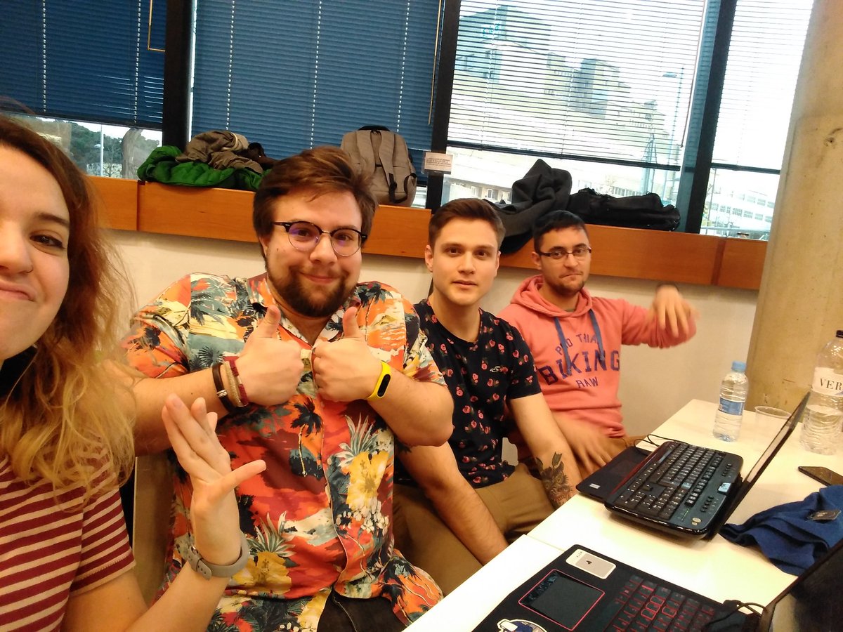 yayaqueprograma's tweet photo. Me lo he pasado genial en el #HashCodeZaragoza en el hub de @Hiberus junto a @Eduardostako, @Alejand76469192 y muchos más! Ha sido un placer pasar la tarde haciendo lo que más nos gusta... https://t.co/La328RZ1K8