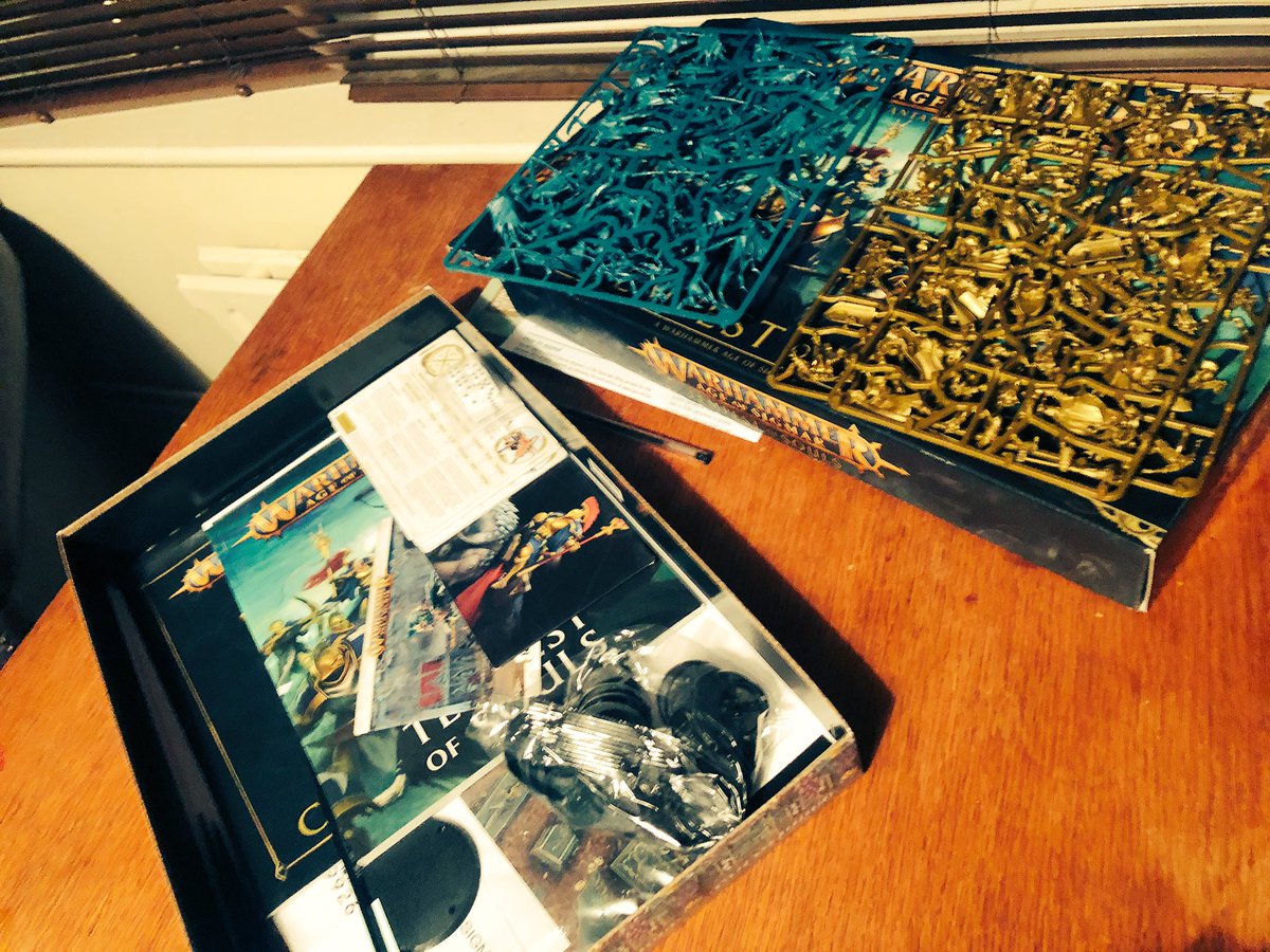 MelancholyMalf's tweet image. It was only a matter of time before we succumbed... #Warhammer #AgeOfSigmar #TempestOfSouls