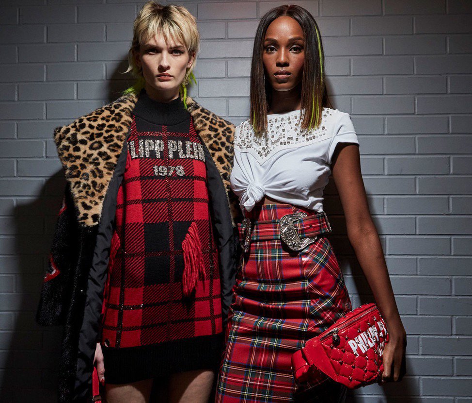 NewYorkModels's tweet photo. PHILIPP PLEIN 🔋⚡Backstage at @philipp_plein with #CheyenneCarty, #WiolettaRudko, #LeilaNda and #Jazzelle 🇺🇸 #NYMMWomen #NYMMNewFace #NYFW https://t.co/X2xBnMa7oQ