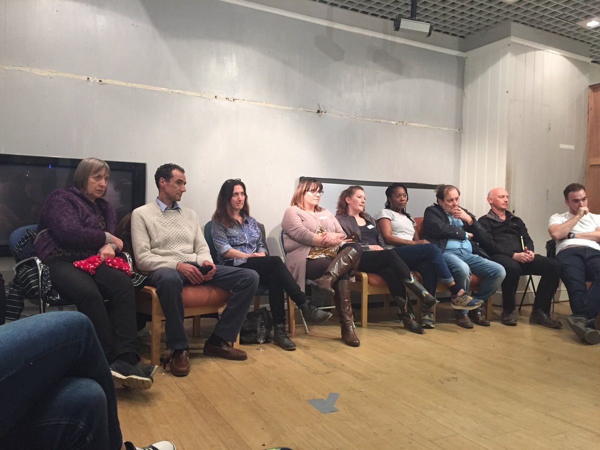 MediciValeriaUK's tweet image. Thank you @curatoreducator  for organising @TheStartofNN this evening at the #grosvenorshoppingcentre and for @ScreenNorthants for hosting the event.
Excellent vibes with great people involved. This was quite an event.