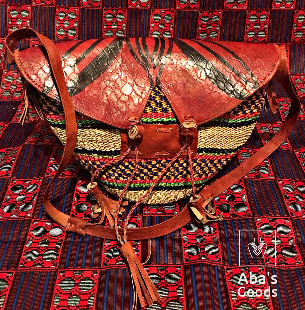 Website coming soon! How would you style you ‘Ekua’ bag? #abasgoods #sustainablefashion #ghana #leatherbag #leather #Fashionista #fashion #artisan
