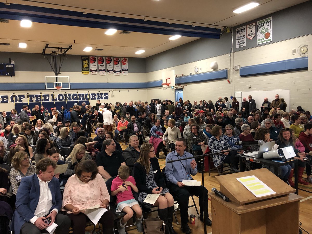 John50th's tweet photo. A huge THANK YOU to everyone who came out to help us celebrate! It was an amazing evening. Stay tuned over the next few days for pictures and special mentions for all those who made tonight possible! #JW50YYC https://t.co/7mxJ1v8yU7